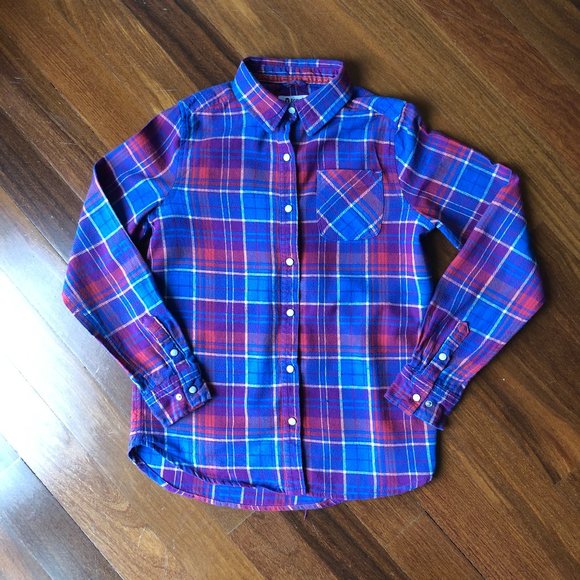 Tractr Other - Girl's Plaid Flannel Snap closure shirt